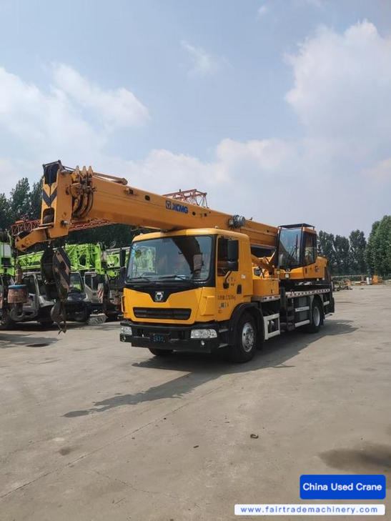 Buy XCMG 12L4 Used Crane / 1